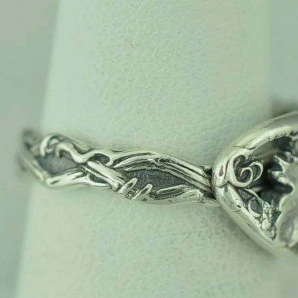 Grape Vine Sterling Silver Spoon Ring. Handcrafted. Sizeable #1123 - Picture 3 of 7
